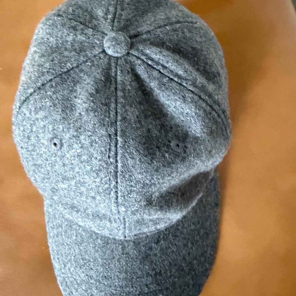 Brooks Brothers Gray Wool Cap L/XL